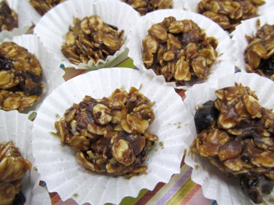 Peanut Butter Granola Dog Treat Recipe