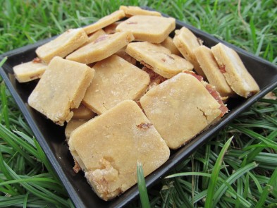 (Gluten-Free) Peanut Butter Bacon Dog Treat/Biscuit Recipe