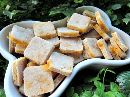 (wheat and gluten-free, vegetarian) apple cheddar ginger dog treat/biscuit recipe