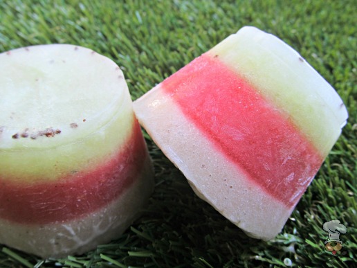 (wheat, grain, gluten and dairy-free, vegan, vegetarian) kiwi strawberry banana ice dog treat recipe