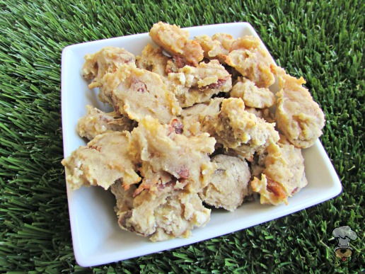 (dairy, wheat and gluten-free) bacon banana dog treat/biscuit recipe