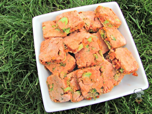 (wheat, gluten and dairy-free) broccoli tomato bacon dog treat/biscuit recipe