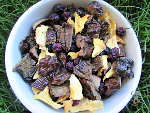 (dairy, gluten, grain and wheat-free) blueberry mango liver trail mix dog treat recipe