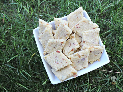 (wheat, gluten and dairy-free) pineapple bacon rosemary dog treat/biscuit recipe