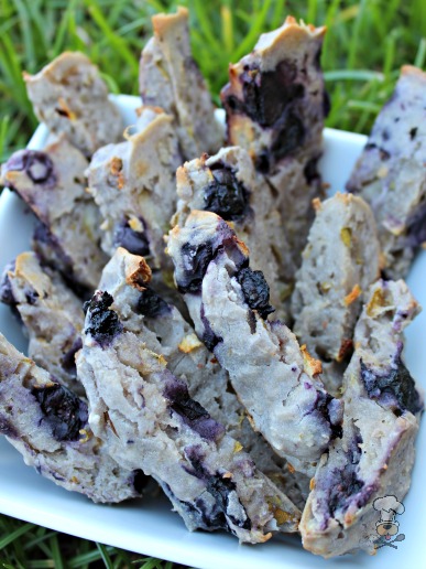 (gluten and wheat-free) blueberry pear biscotti dog treat recipe